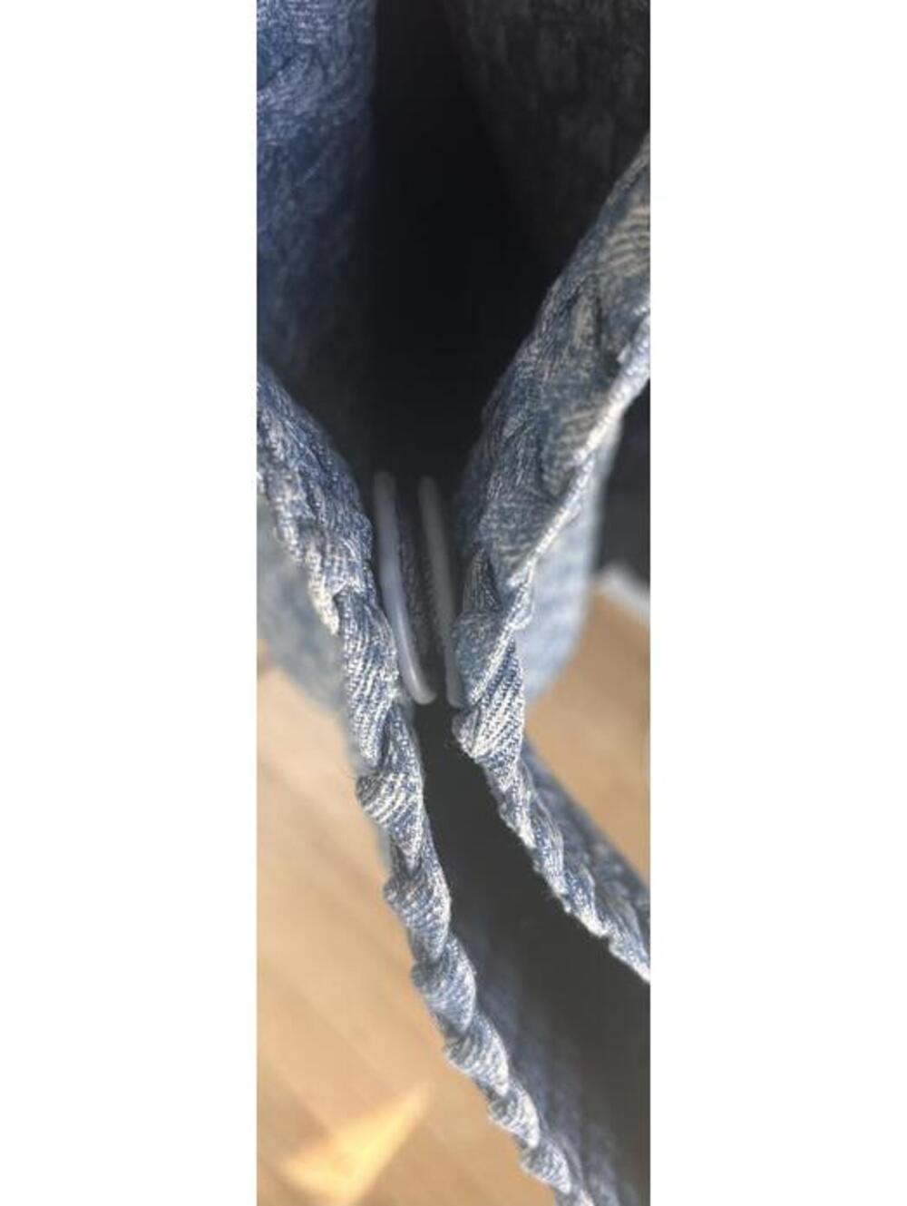 Bohemian Large Bag Features a Distinctive Woven Denim Texture. - Picture 6 of 6